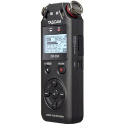Диктофон Tascam DR-05X, Два всенаправленных конденсаторных стерео микрофона A-B, (MP3 32-320kbps/44.1-48kHz), (WAV 16-24bit/44.1